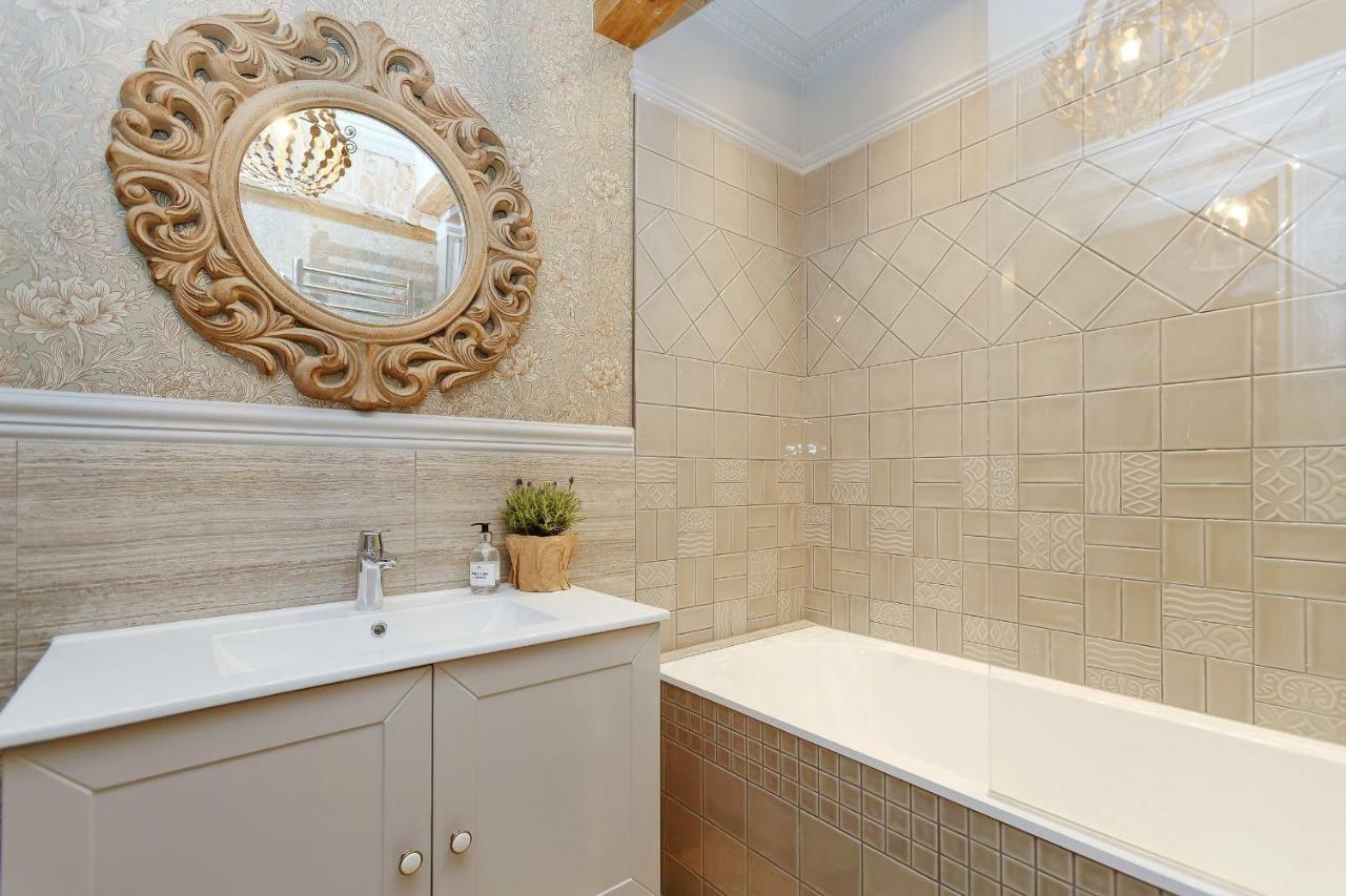 Dzirnavu Residense Appartement Riga Buitenkant foto