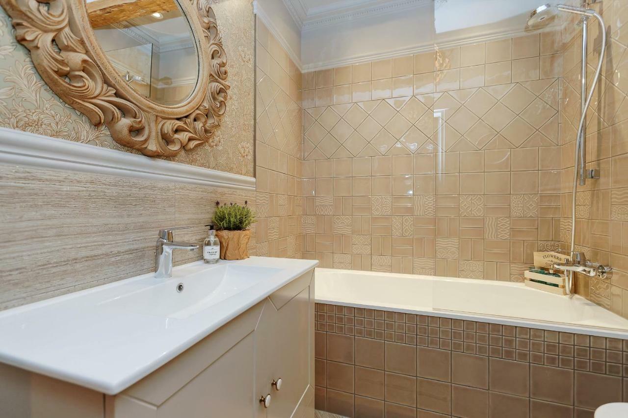 Dzirnavu Residense Appartement Riga Buitenkant foto