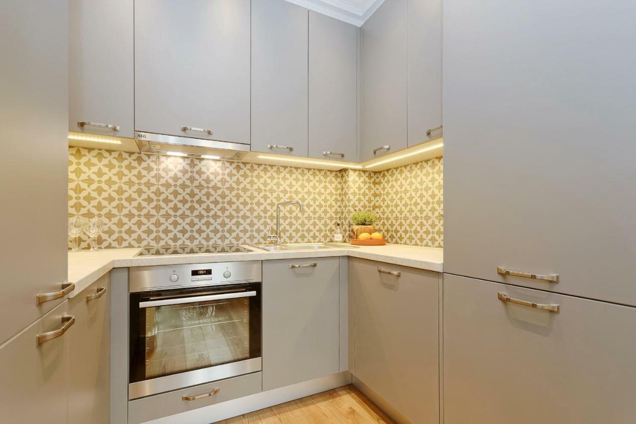 Dzirnavu Residense Appartement Riga Buitenkant foto